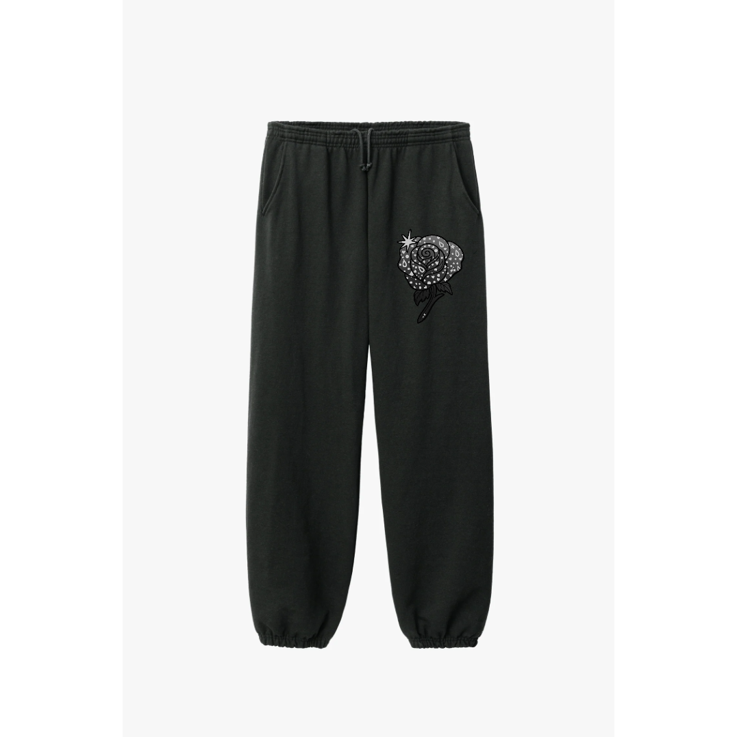 MONOCHROME FLOWERS CUFFED SWEATS [BLACK]